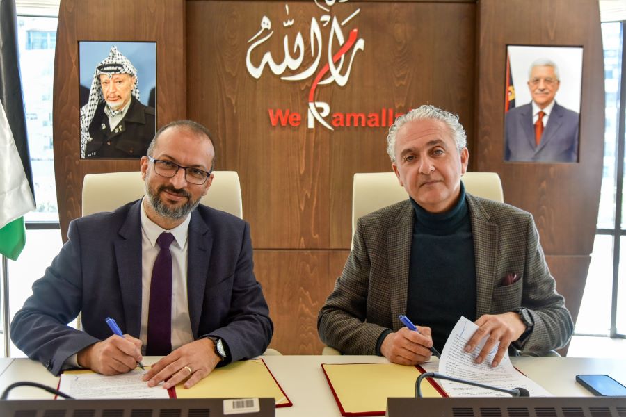 بلدية رام الله توقع اتفاقية مذكرة مع مؤسسة النيزك 